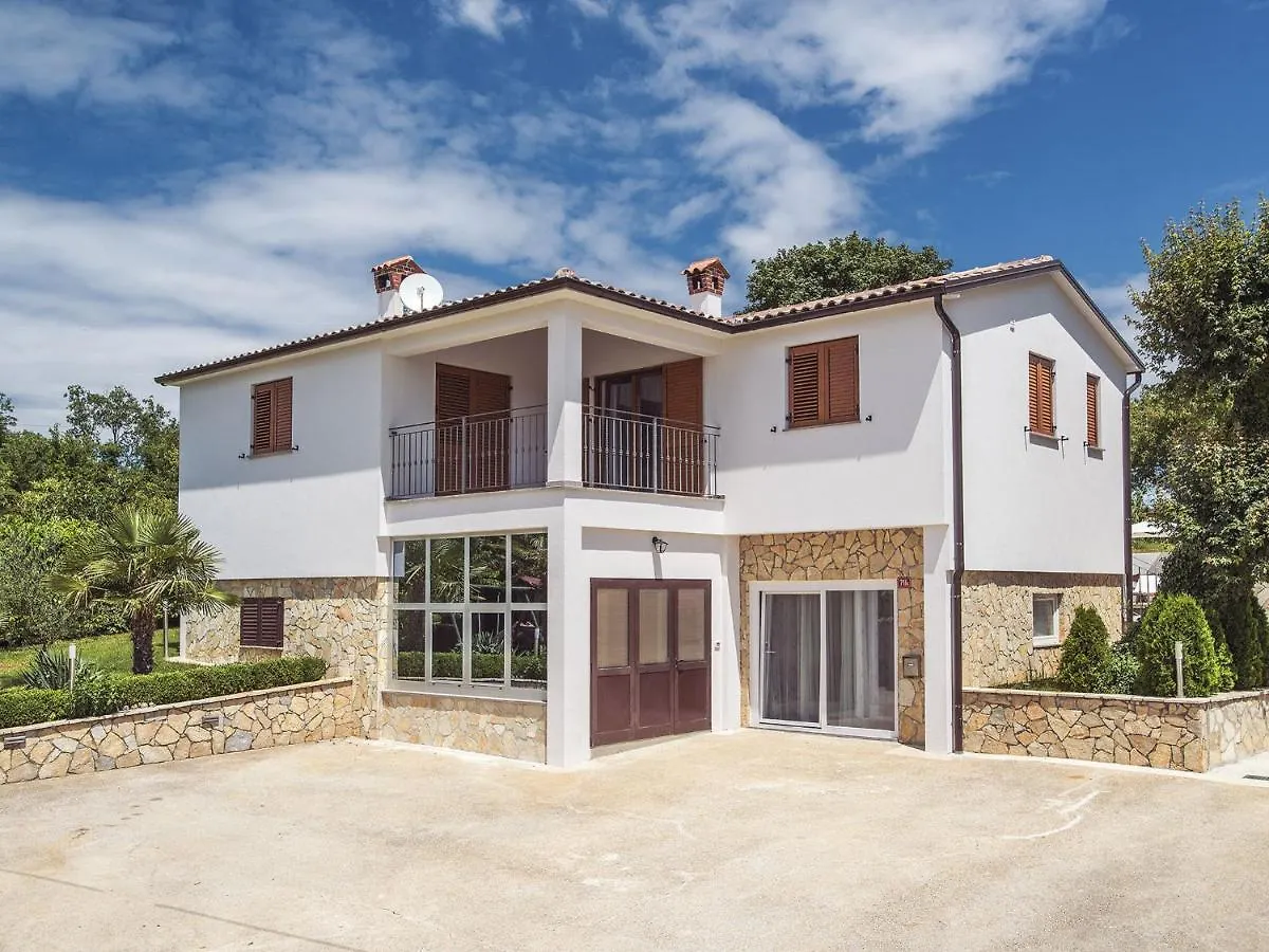 Modern Holiday Home With Pool In Pazin Lindar Croatia